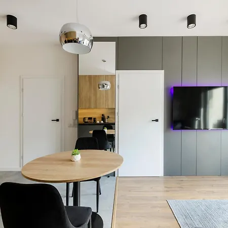 Lejlighed Wolczanska, Wanna, Expo